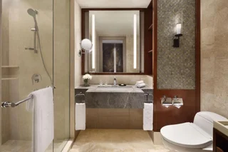 Сурабая: Shangri-La Surabaya