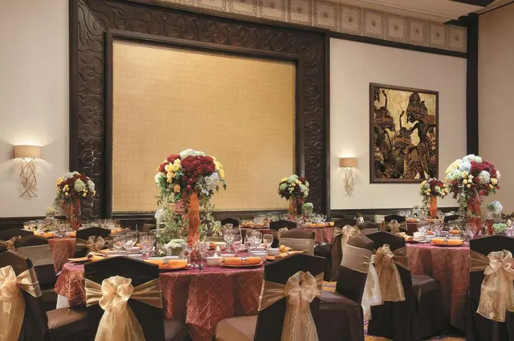 Сурабая: Shangri-La Surabaya