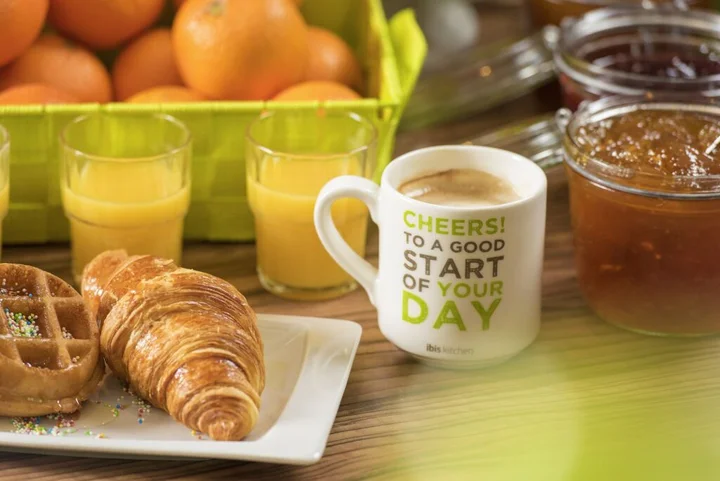 Семаранг: ibis Semarang Simpang Lima