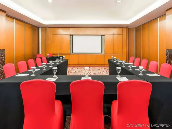 Семаранг: ibis Semarang Simpang Lima