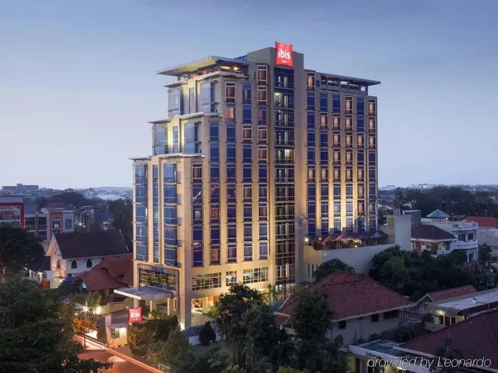 Семаранг: ibis Semarang Simpang Lima