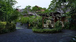 Беноа: The Hill Villas