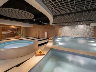 Медан: Grand Aston Medan