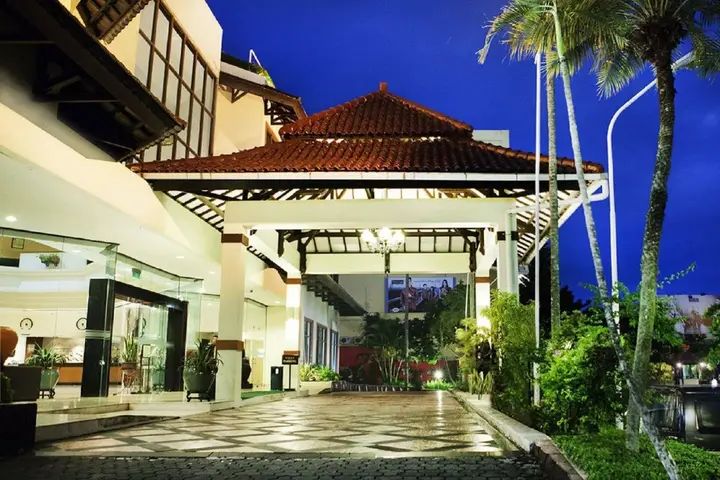 Депок: Grand Diamond Hotel Yogyakarta