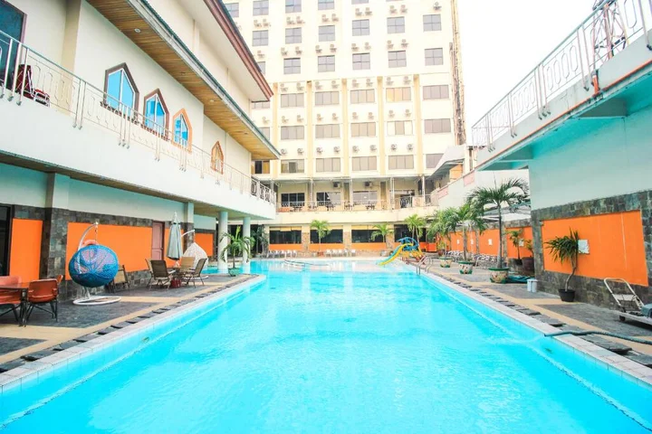 Пеканбару: Hotel Mutiara Merdeka