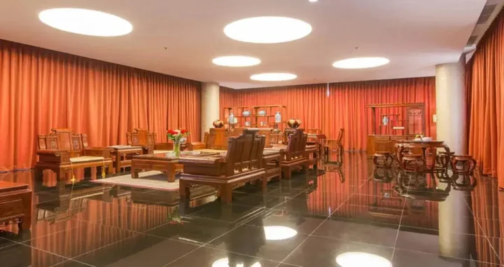 Джакарта: Merlynn Park Hotel