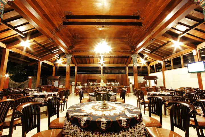 Депок: Cakra Kusuma Hotel