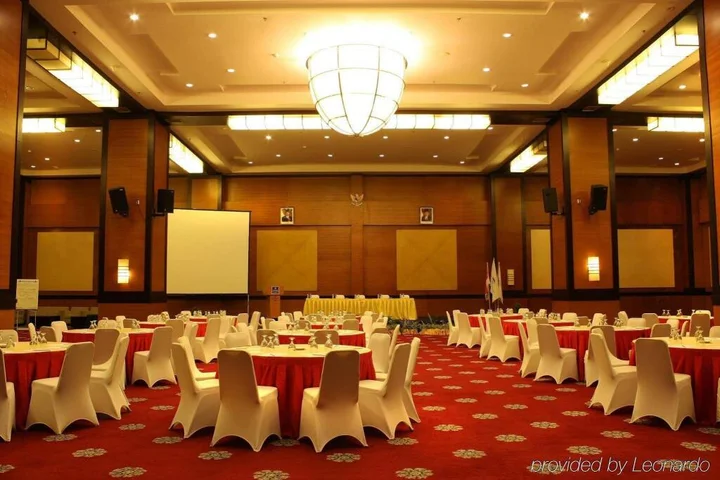 Палембанг: Grand Inna Daira Palembang