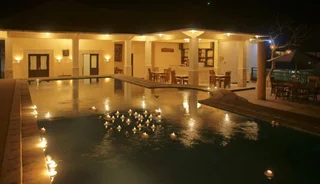 Каликбукбук: Dolphin Hotel Bali