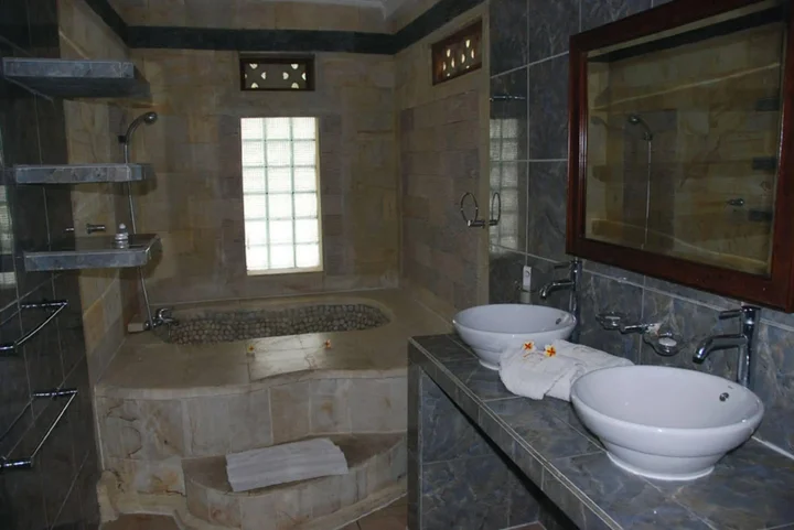 Каликбукбук: Dolphin Hotel Bali