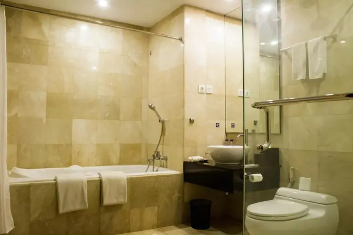 Кута: Famous Hotel Kuta