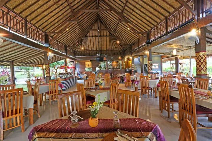 Блахбату: Bhanuswari Resort & Spa