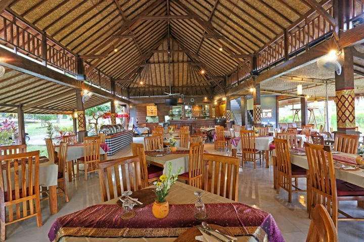 Блахбату: Bhanuswari Resort & Spa