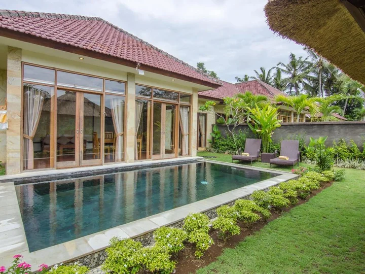 Блахбату: Bhanuswari Resort & Spa