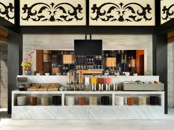 Кута: Avani Seminyak Resort Bali