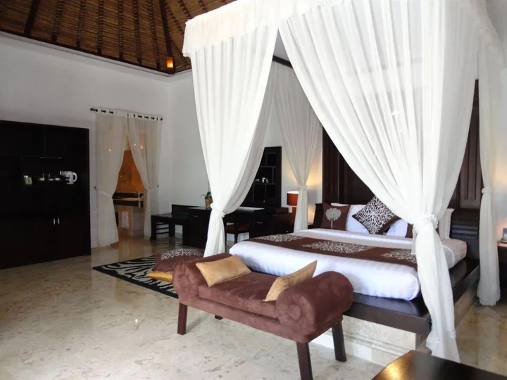 Унгасан: Hillstone Uluwatu Villa