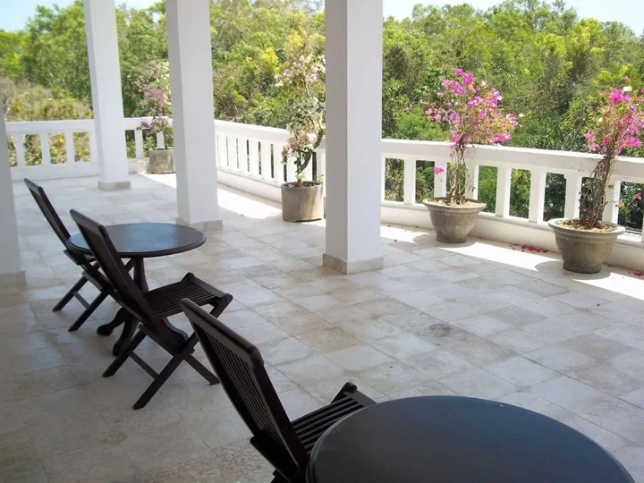 Унгасан: Hillstone Uluwatu Villa