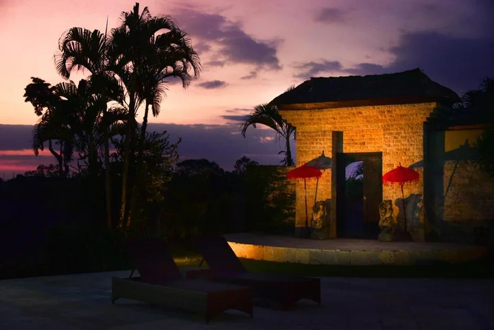 Унгасан: Hillstone Uluwatu Villa