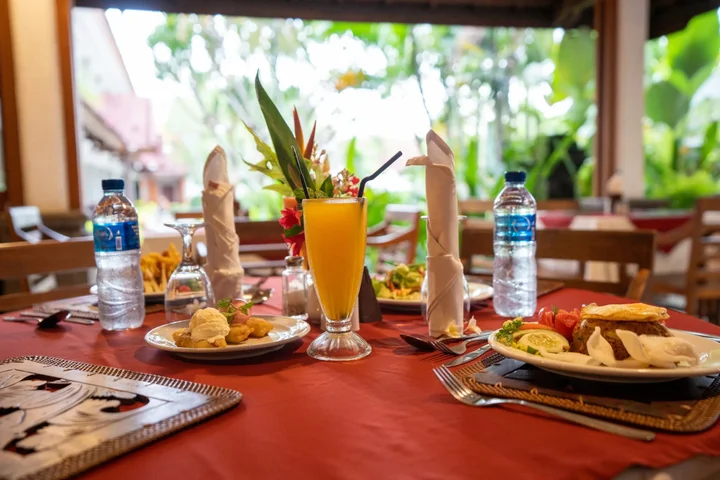Кута: Hotel Sinar Bali Legian