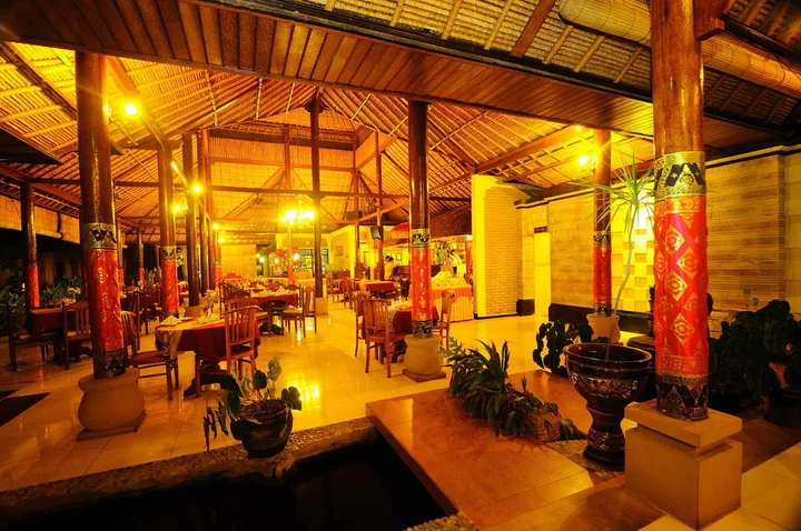 Каликбукбук: Aneka Lovina Villas and Spa