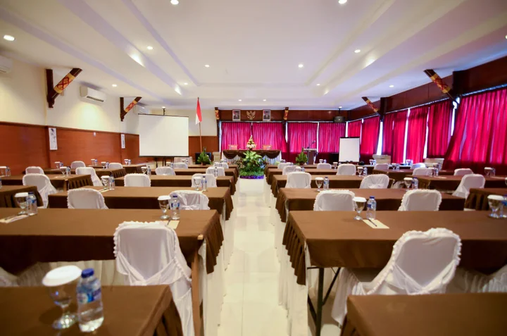 Каликбукбук: Aneka Lovina Villas and Spa