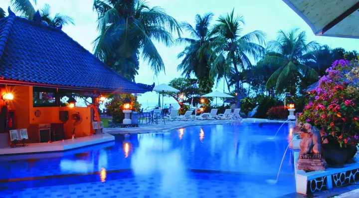 Каликбукбук: Aneka Lovina Villas and Spa