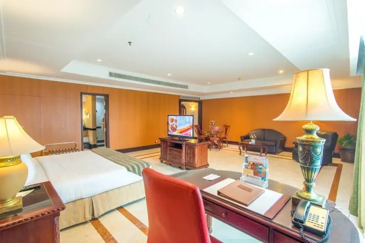 Джакарта: Sunlake Waterfront Resort and Convention