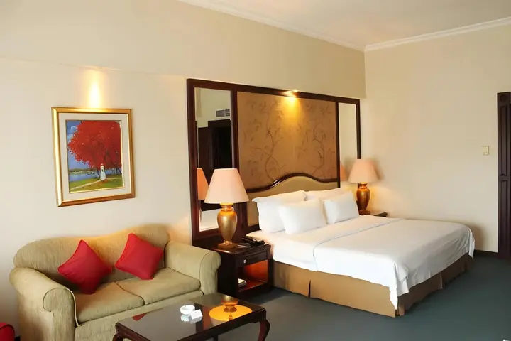 Джакарта: Sunlake Waterfront Resort and Convention