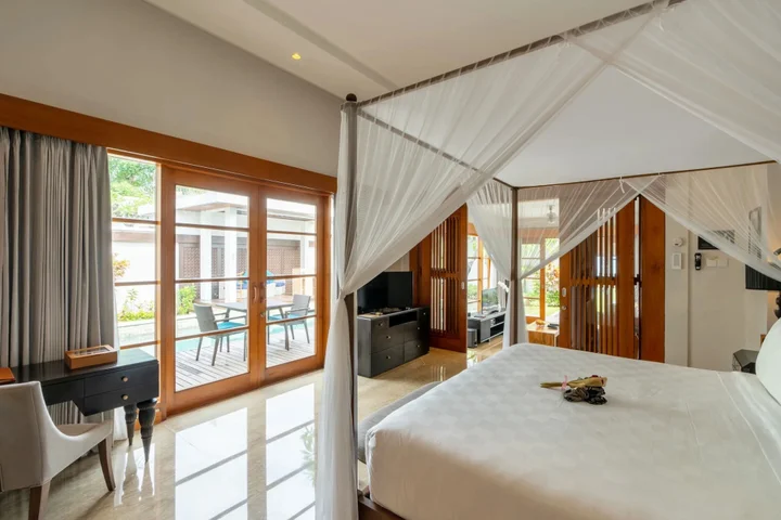 Кута: The Samaya Seminyak