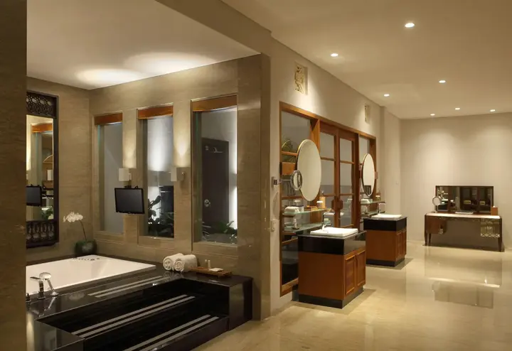 Кута: The Samaya Seminyak