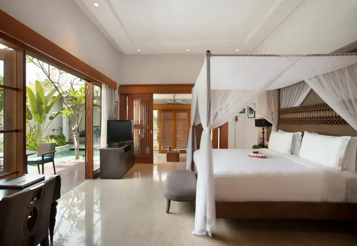 Кута: The Samaya Seminyak