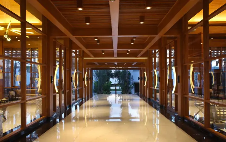 Кута: The Samaya Seminyak