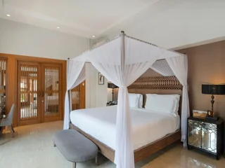 Кута: The Samaya Seminyak