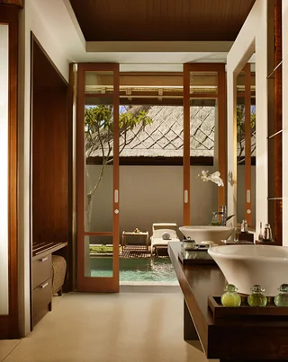 Керобокан: The Kayana Seminyak