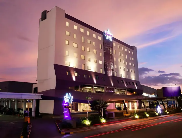 Legok: Fame Hotel Gading Serpong