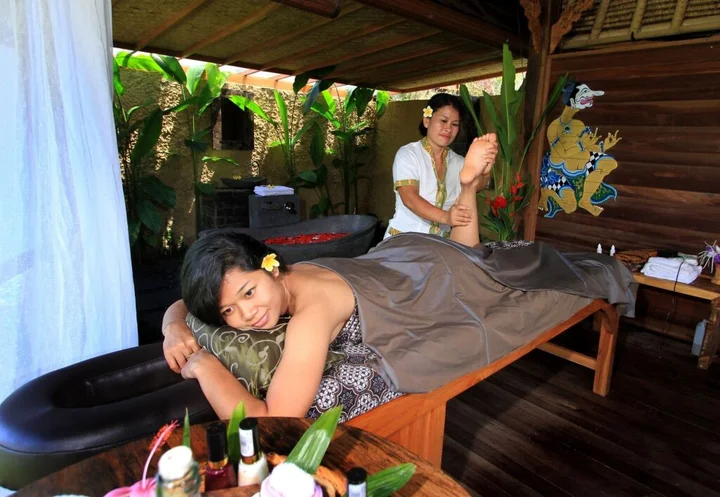 Сидемен: Sawah Indah Villa