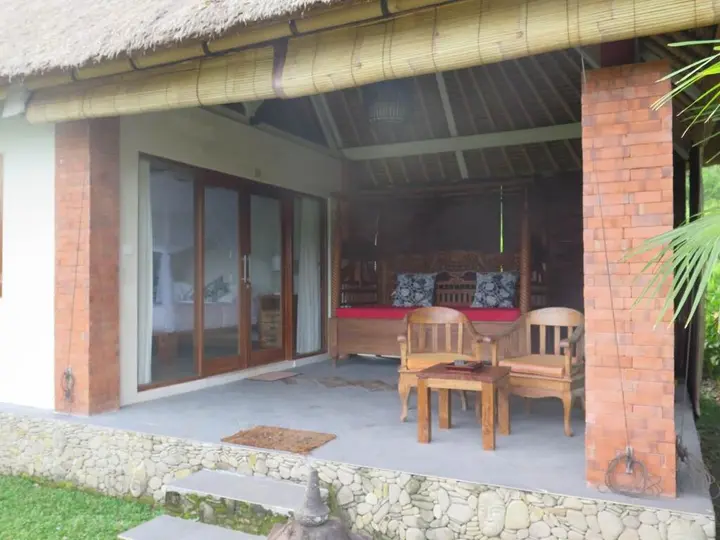 Сидемен: Sawah Indah Villa