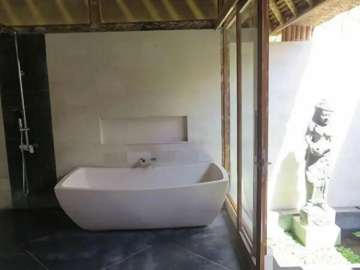 Сидемен: Sawah Indah Villa