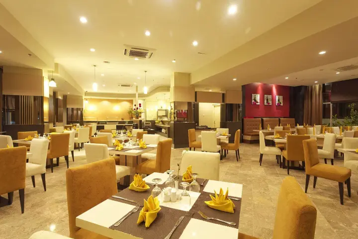 Батам: Nagoya Mansion Hotel & Residence