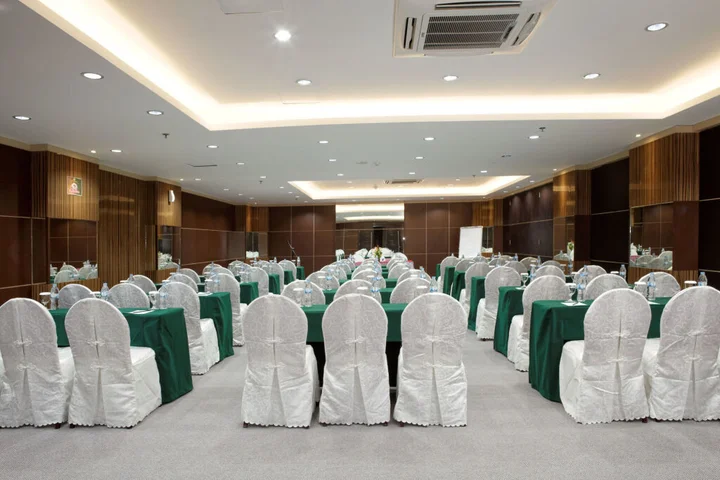 Батам: Nagoya Mansion Hotel & Residence