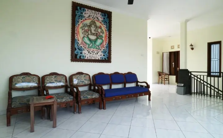 Кута: Teges Inn Kuta