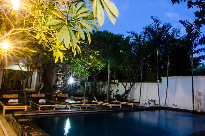 Бунутан: Rising Star Dive Resort