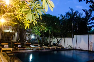 Бунутан: Rising Star Dive Resort