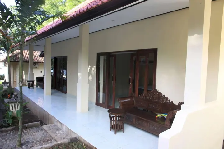 Бунутан: Rising Star Dive Resort