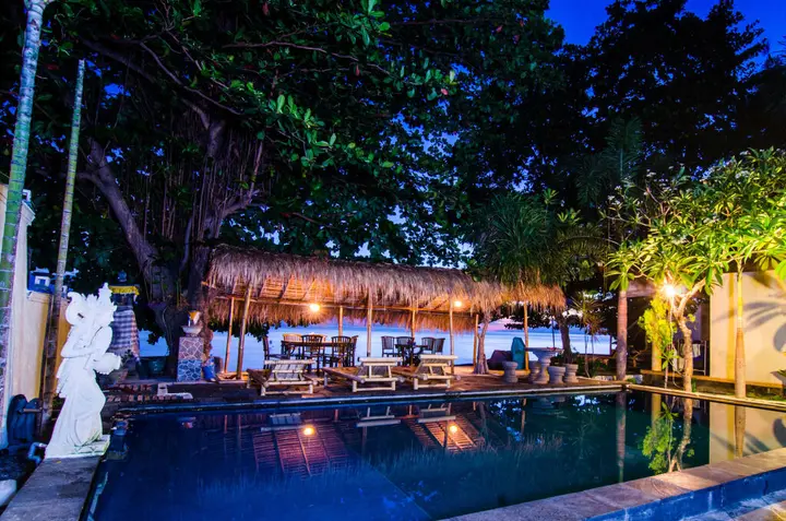 Бунутан: Rising Star Dive Resort