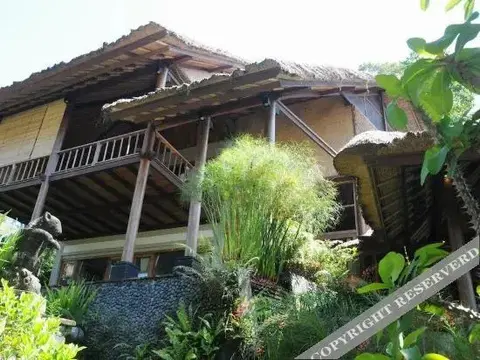 Тегаллаланг: Villa Constance