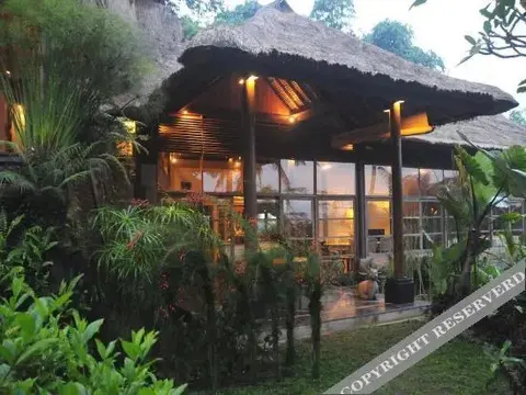 Тегаллаланг: Villa Constance