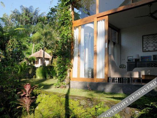 Тегаллаланг: Villa Constance