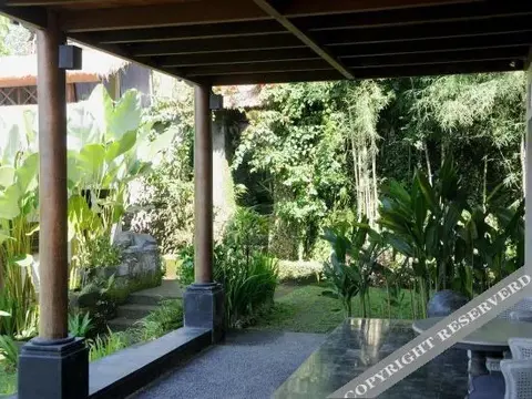 Тегаллаланг: Villa Constance