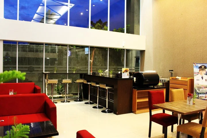 Пеканбару: Hotel Dafam Pekanbaru